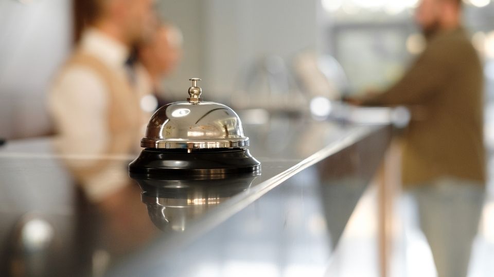 call management in hotel reception