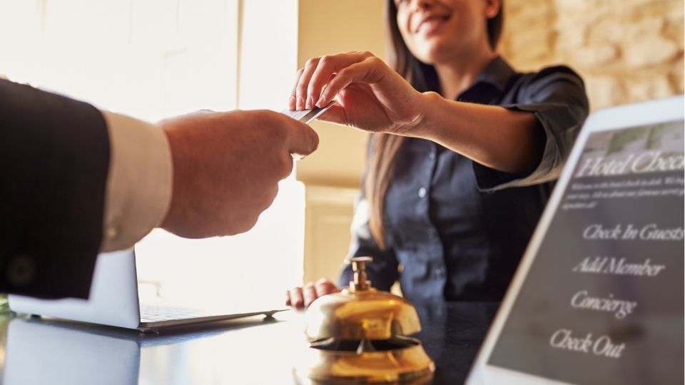 call management in hotel consegna chiavi alla reception